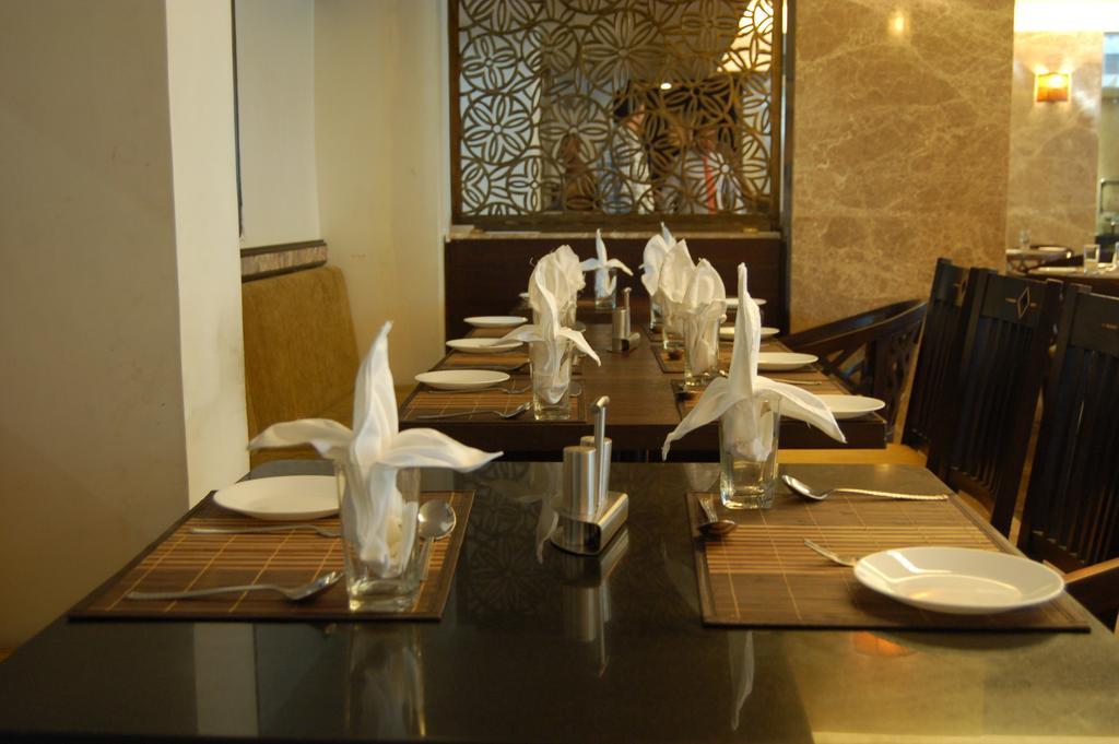 The President-A Boutique Hotel Ahmedabad Buitenkant foto