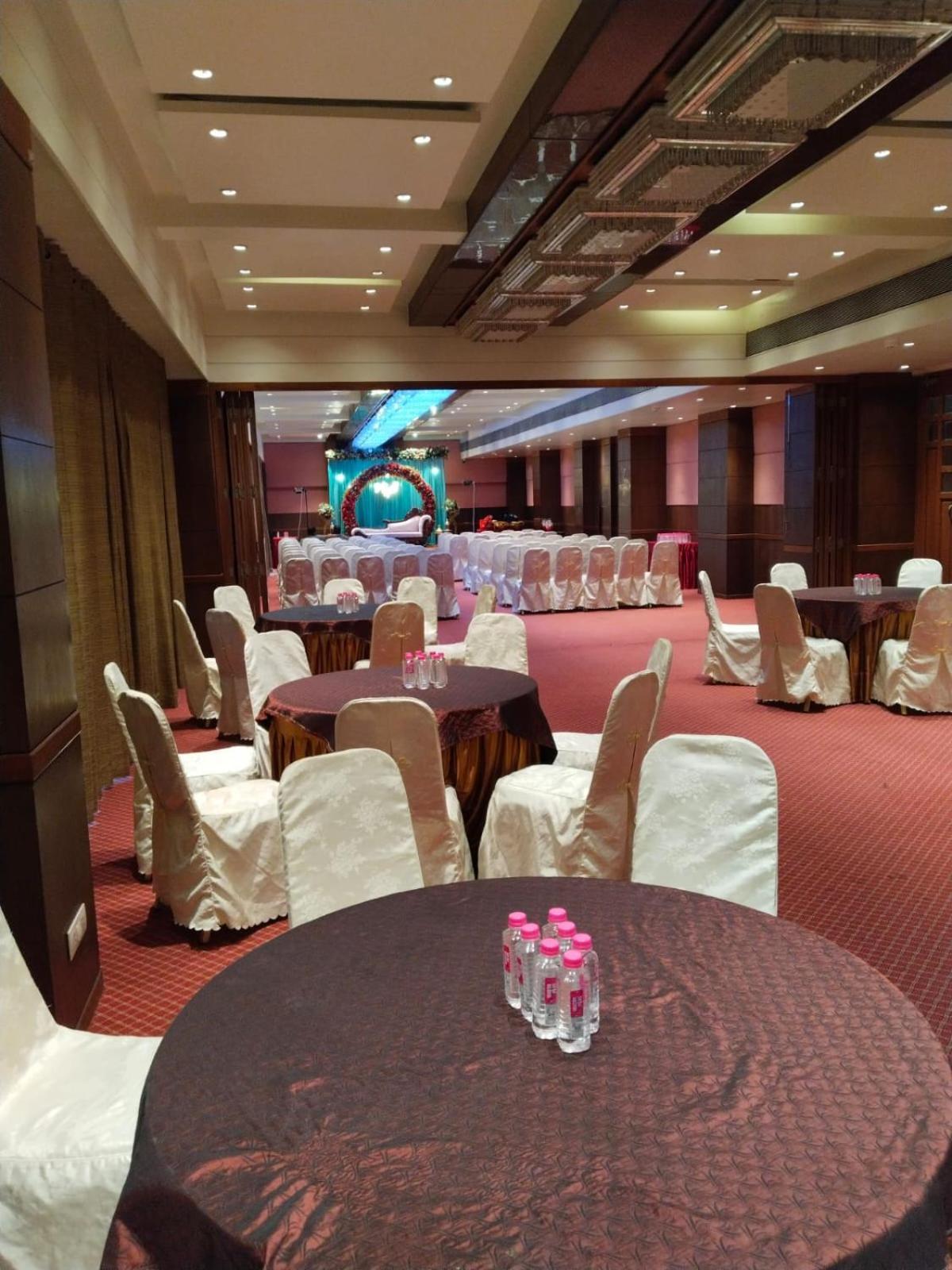 The President-A Boutique Hotel Ahmedabad Buitenkant foto