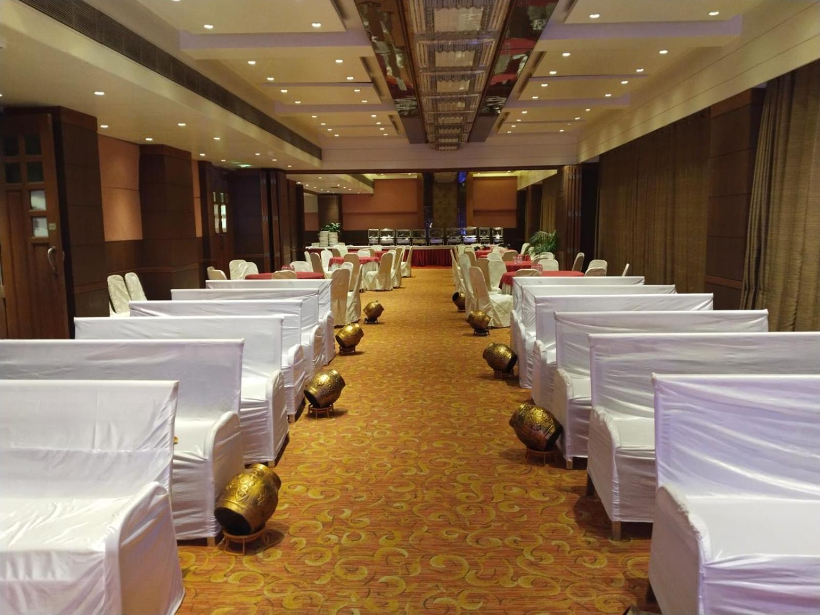 The President-A Boutique Hotel Ahmedabad Buitenkant foto