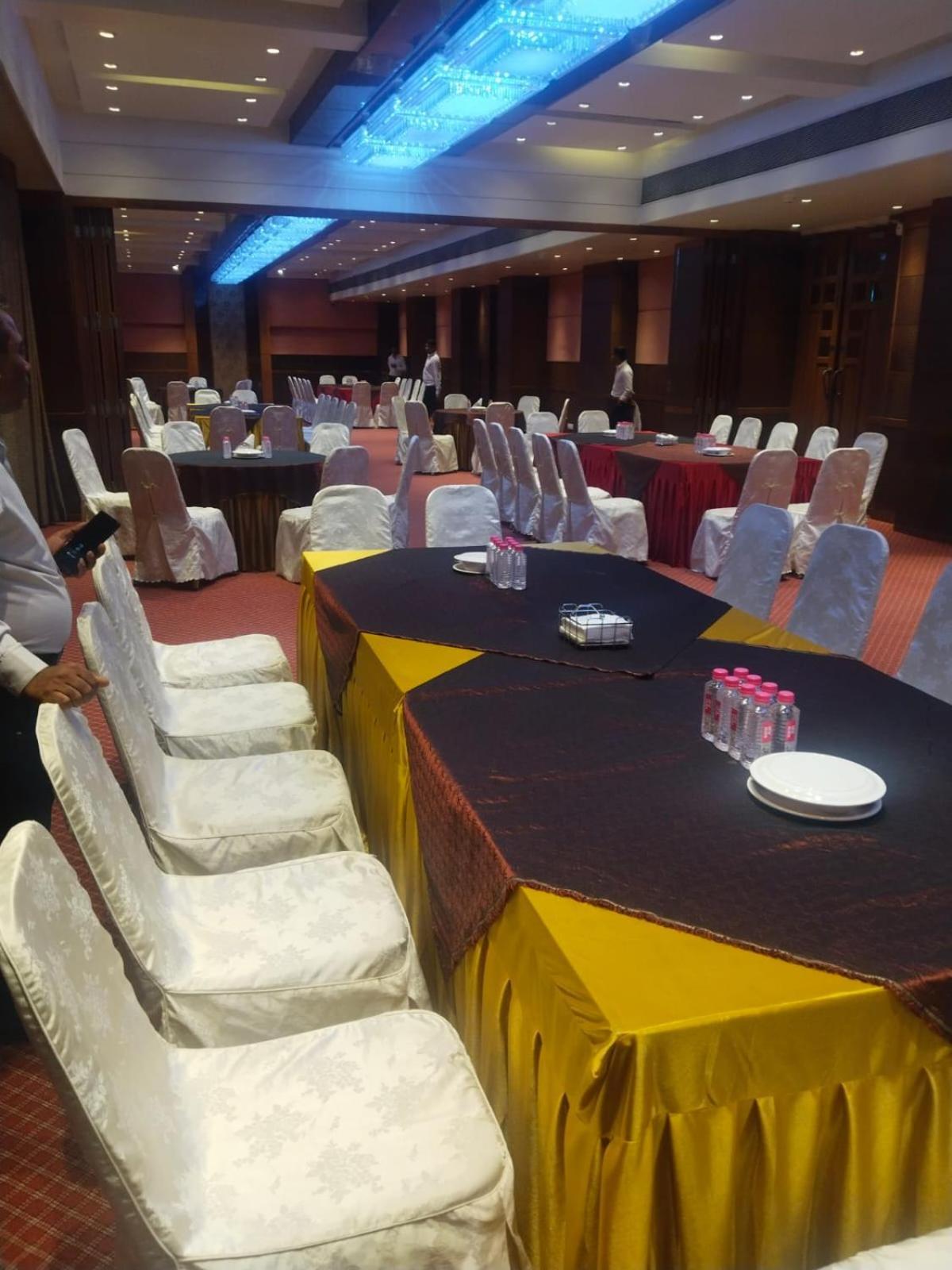 The President-A Boutique Hotel Ahmedabad Buitenkant foto