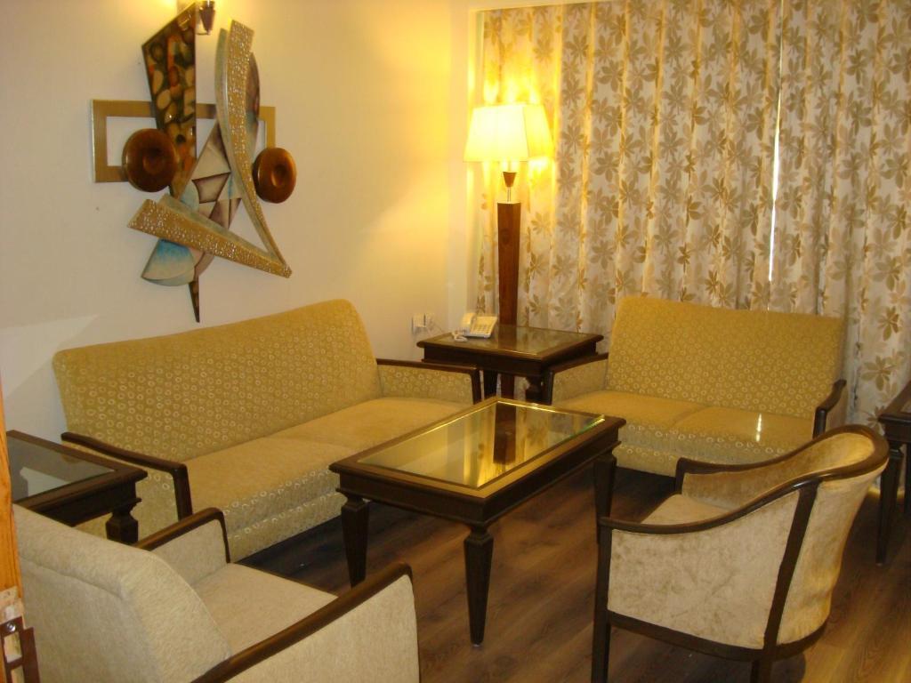 The President-A Boutique Hotel Ahmedabad Buitenkant foto