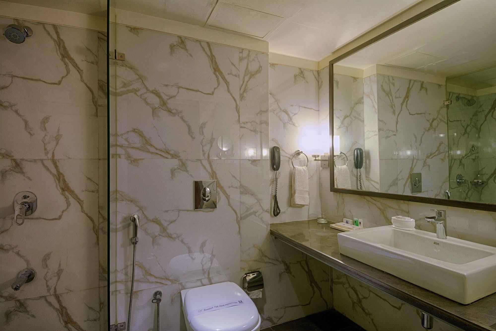The President-A Boutique Hotel Ahmedabad Buitenkant foto