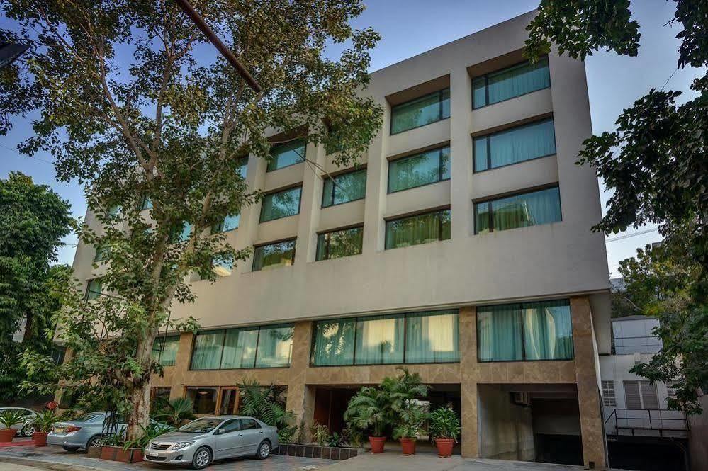 The President-A Boutique Hotel Ahmedabad Buitenkant foto